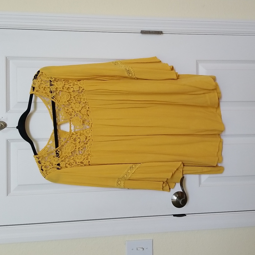 Mustard floral lace top